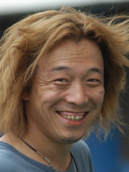 疯狂的赛车剧情介绍_剧情家