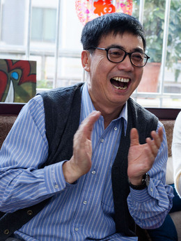 温暖的村庄剧情介绍_剧情家