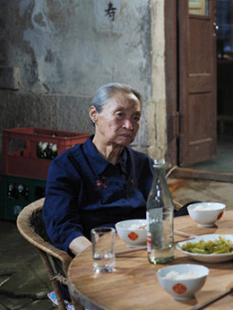 左手亲情右手爱剧情介绍_剧情家
