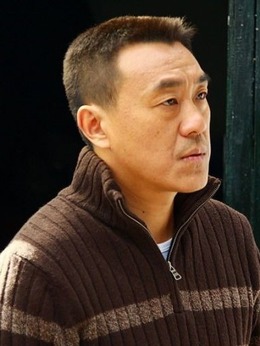 青春四十剧情介绍_剧情家
