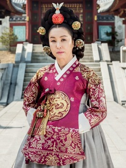 狱中花剧情介绍_剧情家